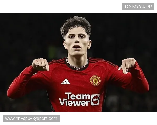 曼联踢出了老派英式味道，那种拼劲又回来了，曼联老将比赛