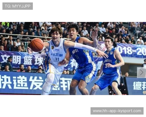 CBA 球员用防守转换发动终极进攻